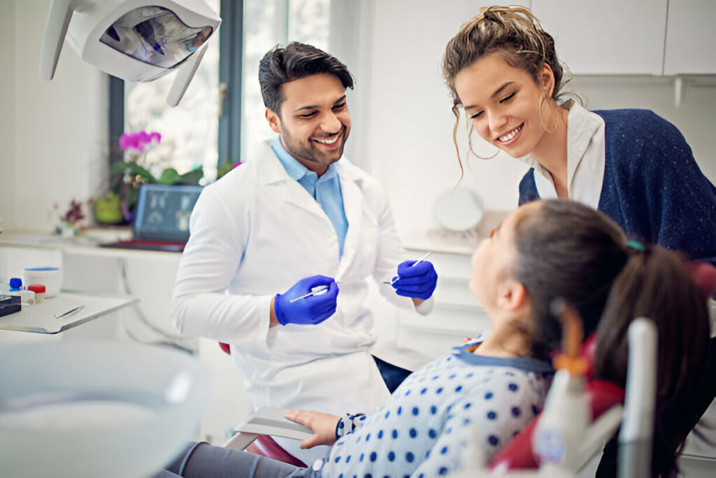 Understanding the Different Services Offered by Family Dentists_1